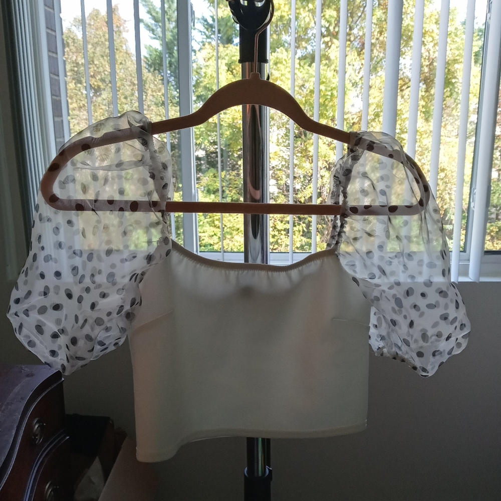 NWOT ASOS Design Polka Dot Organza puff sleeve crop top